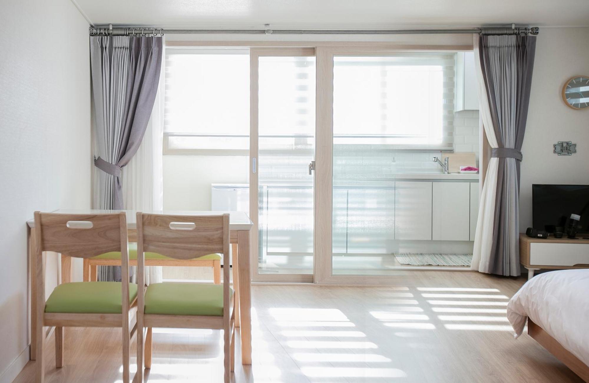 Jeju Aria Pension Kültér fotó