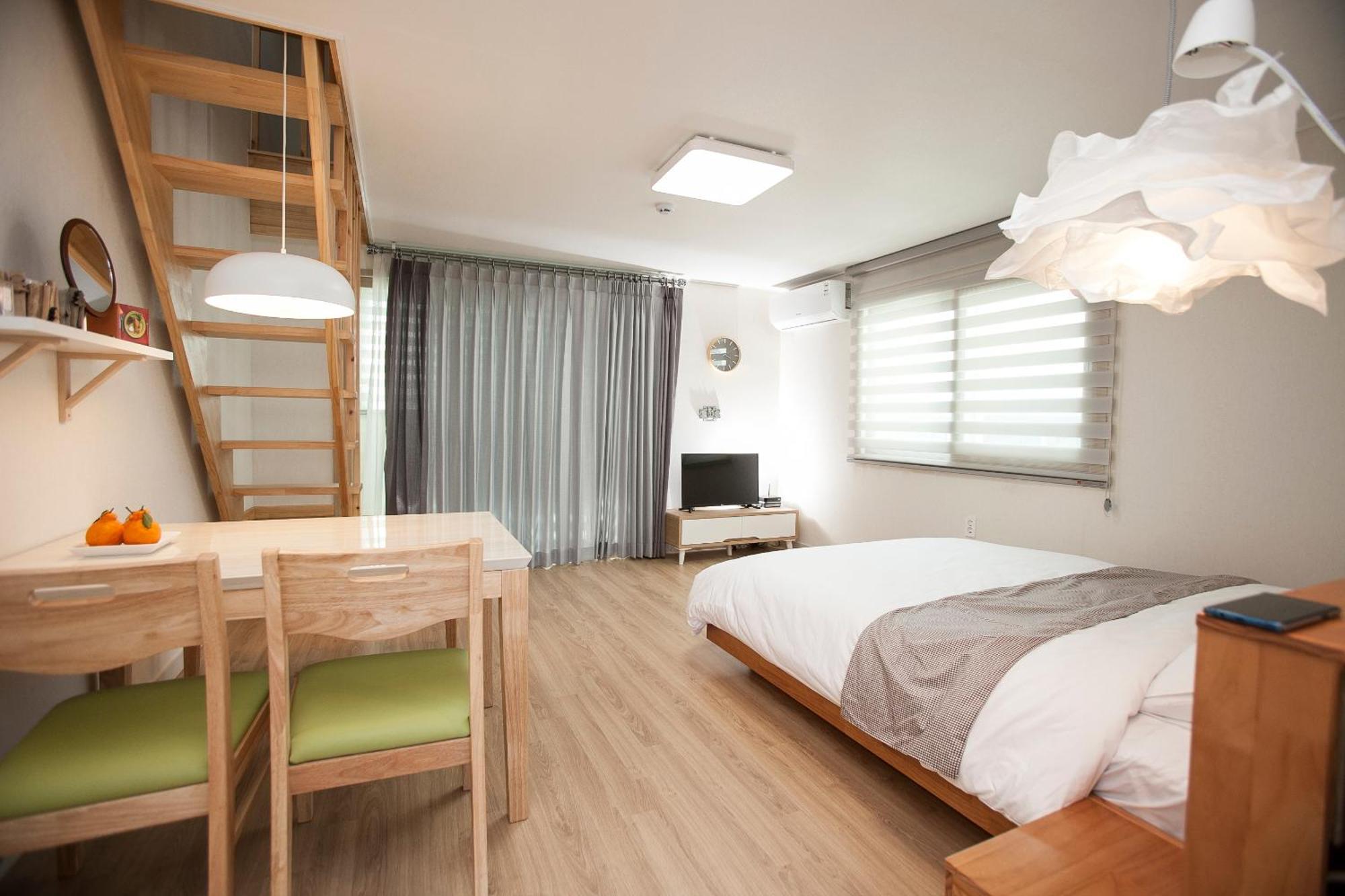 Jeju Aria Pension Kültér fotó